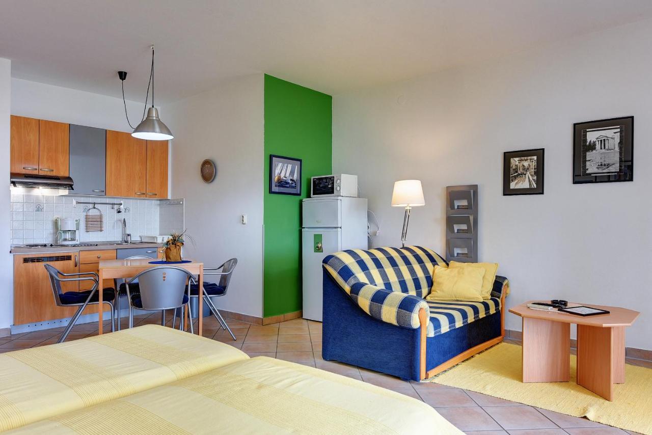 Apartments Villa Ana Medulin Kültér fotó