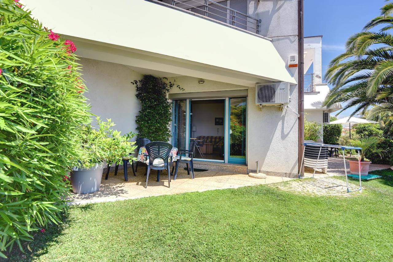 Apartments Villa Ana Medulin Kültér fotó