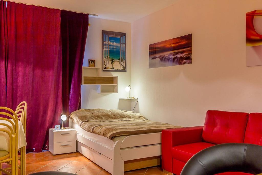 Apartments Villa Ana Medulin Kültér fotó